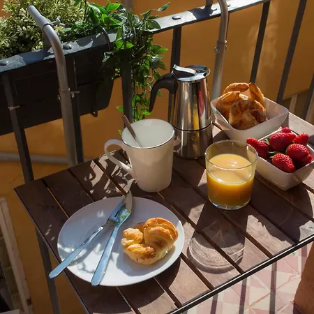 Singularstays Salinas Apartment